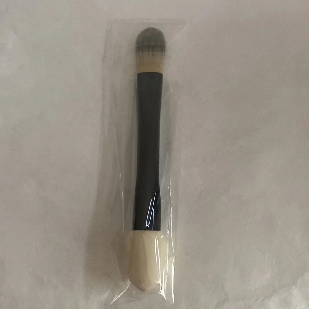 ESTEE LAUDER Dual Ended Liquid Foundation Brush NIP